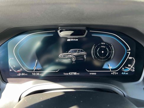 Used 2021 BMW 330e image 53