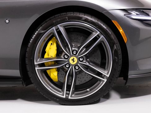 Used 2025 Ferrari Roma Spider image 22