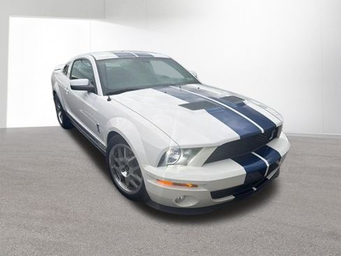 Used 2007 Ford Mustang Shelby GT500 RWD image 2