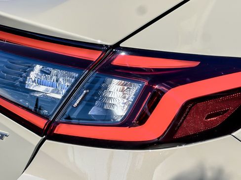 New 2025 Honda Civic Sport image 12