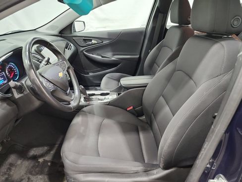 Used 2018 Chevrolet Malibu Hybrid image 9