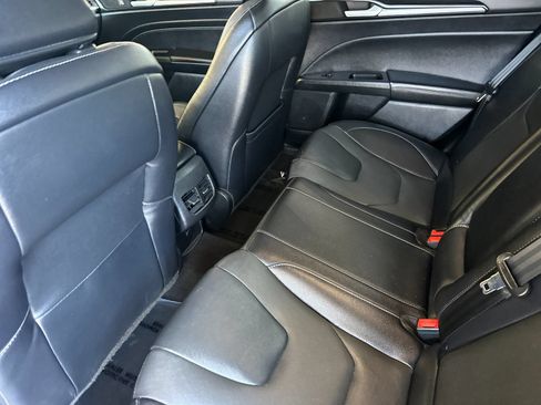 Used 2020 Ford Fusion Titanium AWD/4WD image 14