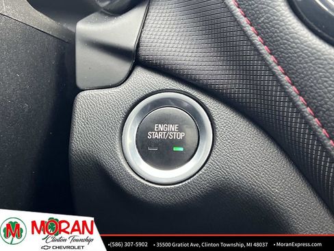 Certified 2023 Chevrolet Equinox RS image 24