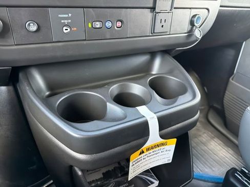 New 2026 Chevrolet Express 2500 Work Van 3D Cargo Van w/ Driver Convenience Package RWD image 28