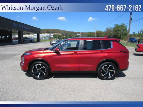 Used 2023 Mitsubishi Outlander SE AWD/4WD image 9