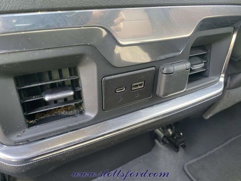 Used 2022 Chevrolet Silverado 2500 High Country w/ Safety Package II AWD/4WD image 13
