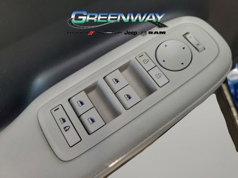 Used 2025 Hyundai Santa Fe SEL image 15