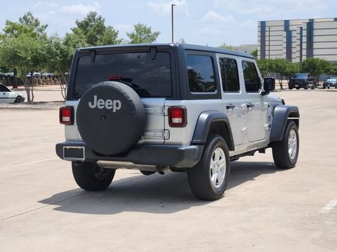 Used 2022 Jeep Wrangler Unlimited Sport AWD/4WD image 5