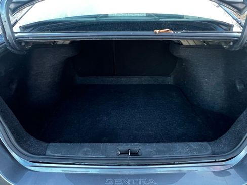 Used 2022 Nissan Sentra SV w/ All-Weather Package image 32