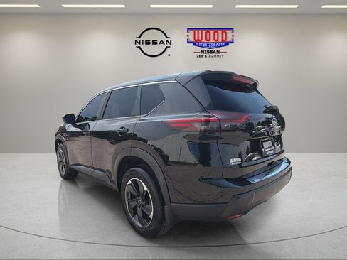 Certified 2026 Nissan Rogue SV w/ Cold Weather Package AWD/4WD image 4