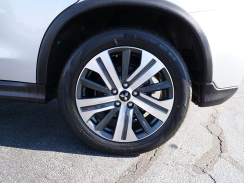 Used 2024 Mitsubishi Outlander Sport ES Sport Utility image 12