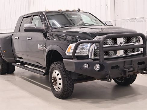 Used 2016 RAM 3500 Laramie AWD/4WD image 3