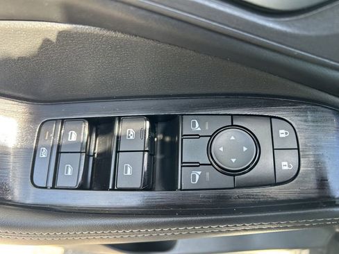 Certified 2023 Nissan Rogue SV w/ SV Premium B Package image 20