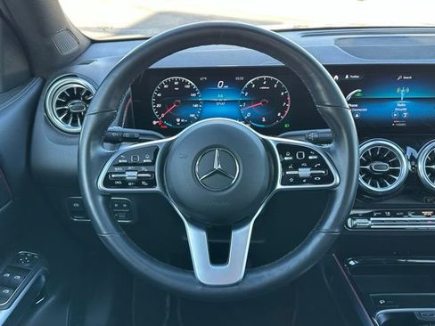 Certified 2022 Mercedes-Benz GLB 250 4MATIC image 13