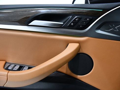 Used 2022 BMW X3 xDrive30i w/ Premium Package 2 image 17