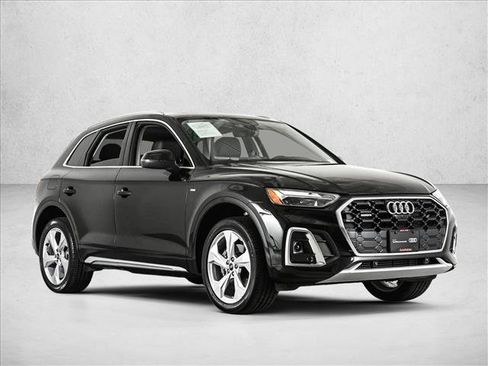 Certified 2023 Audi Q5 2.0T Premium Plus w/ Premium Plus Package AWD/4WD image 3