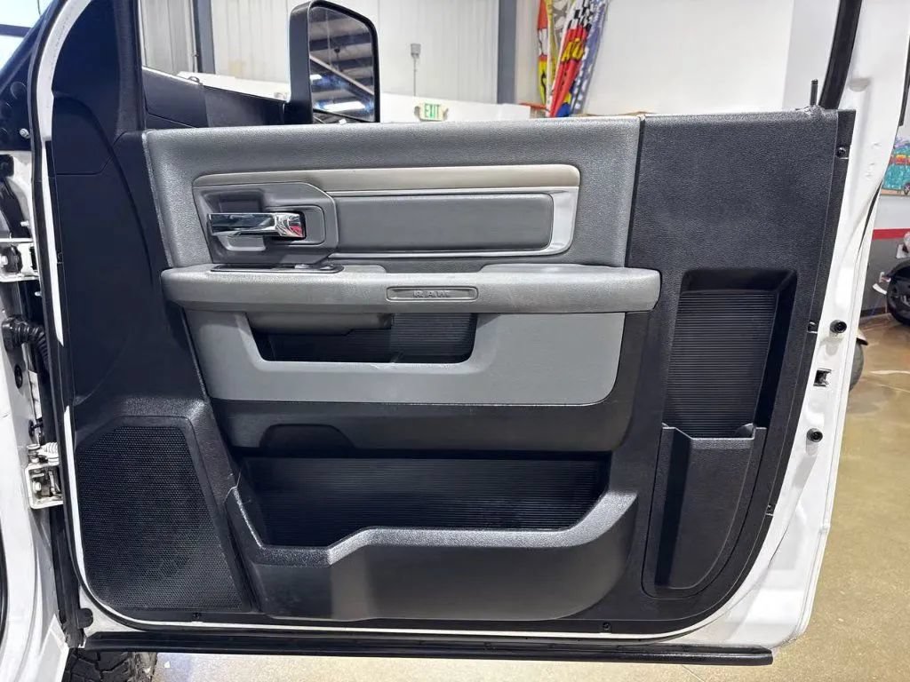 Used 2015 RAM 3500 Tradesman w/ Power Accessory Group RWD image 17