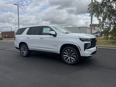 New 2026 Chevrolet Tahoe High Country AWD/4WD image 4