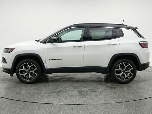 Used 2025 Jeep Compass Limited AWD/4WD image 5