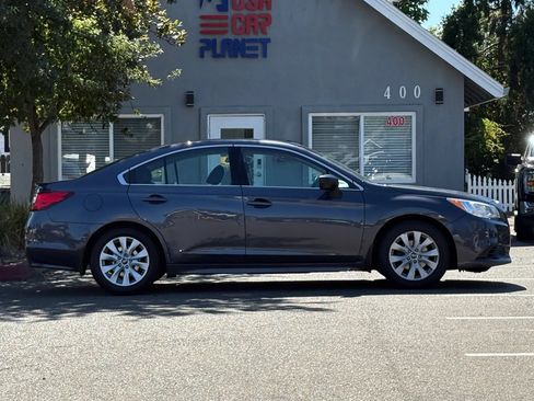 Used 2017 Subaru Legacy 2.5i w/ Alloy Wheel Package AWD/4WD image 4