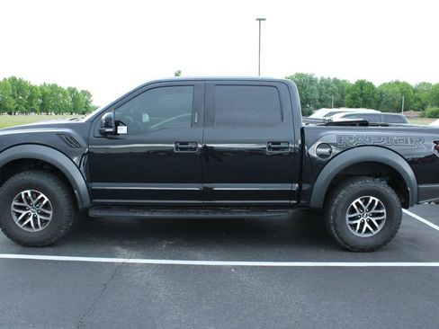 Used 2018 Ford F150 Raptor w/ Equipment Group 802A Luxury AWD/4WD image 8