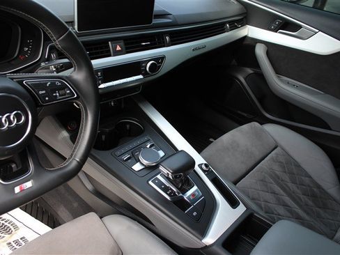 Used 2019 Audi S4 Premium Plus w/ Premium Plus Package AWD/4WD image 20