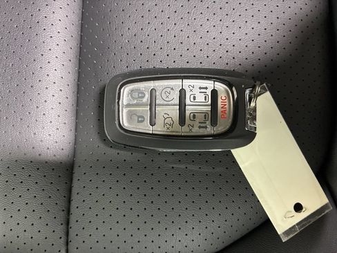 New 2026 Chrysler Voyager LX FWD image 21