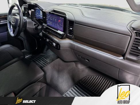 Used 2023 GMC Sierra 1500 Elevation image 29