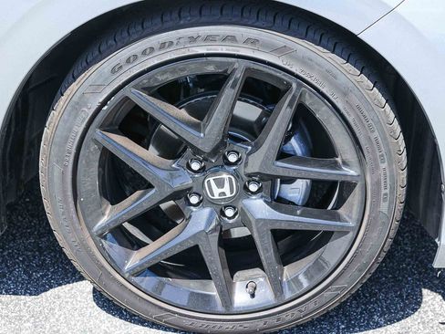 Used 2025 Honda Civic Sport image 13