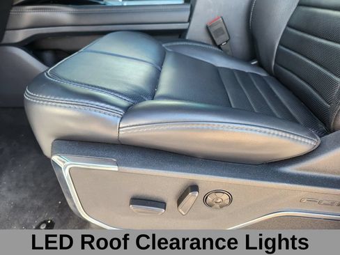 Used 2025 Ford F350 Platinum w/ FX4 Off-Road Package AWD/4WD image 12