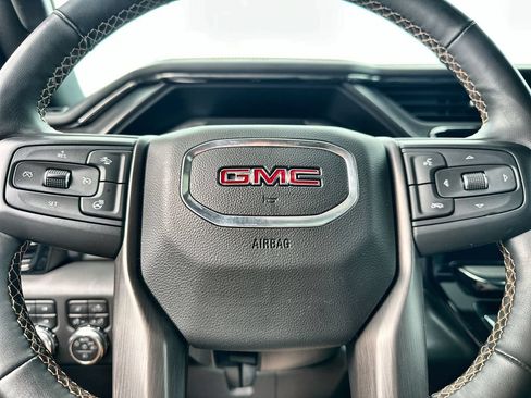 Used 2024 GMC Sierra 2500 AT4 w/ AT4 Premium Plus Package AWD/4WD image 33