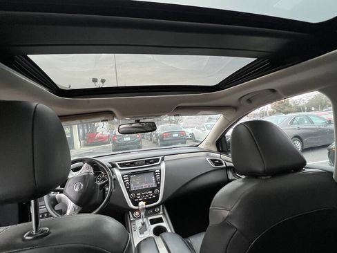 Used 2018 Nissan Murano Platinum w/ Cargo Package image 17