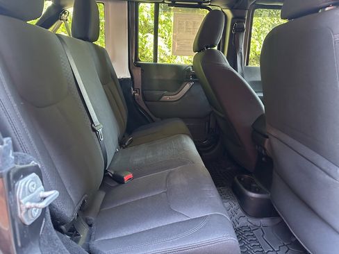 Used 2017 Jeep Wrangler Unlimited Sport w/ Quick Order Package 24S image 16