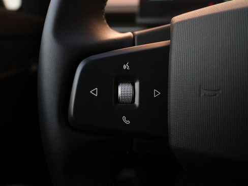 Used 2023 Fisker Ocean Extreme image 40