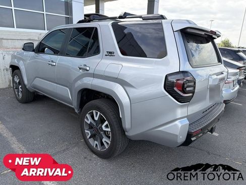 Used 2025 Toyota 4Runner TRD Sport AWD/4WD image 13