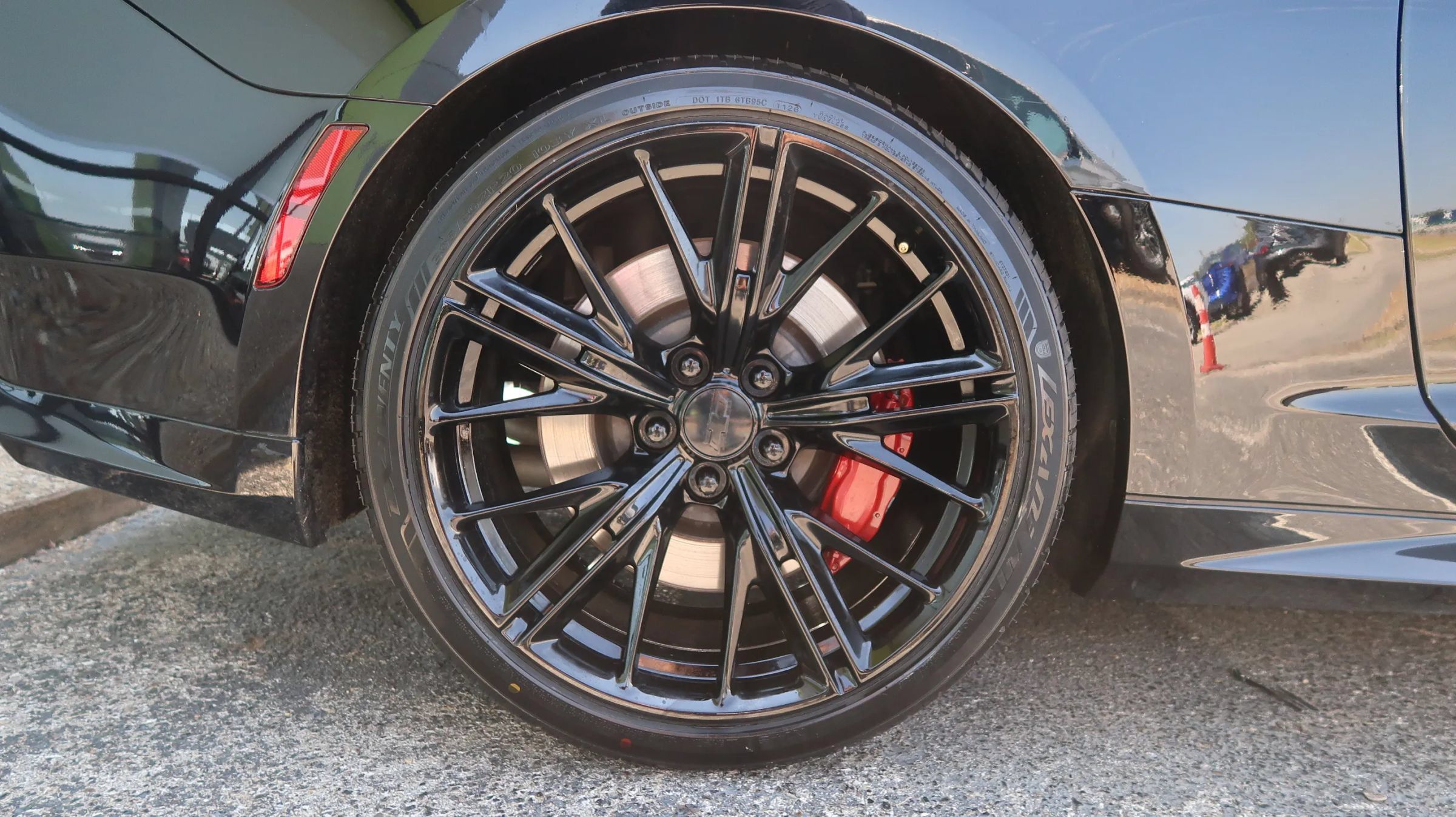 Used 2018 Chevrolet Camaro ZL1 RWD image 46