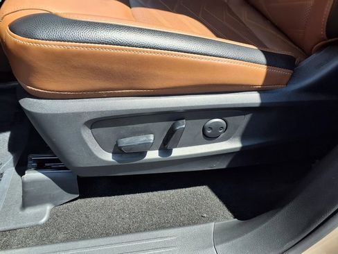 Certified 2024 Nissan Pathfinder Platinum AWD/4WD image 21