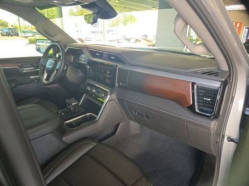 Certified 2025 GMC Sierra 1500 Denali w/ Denali Reserve Package AWD/4WD image 30