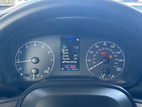 Used 2025 Toyota Corolla LE image 21