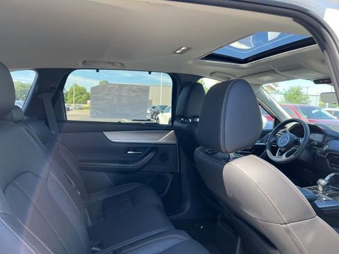 Certified 2024 MAZDA CX-90 Plug-In Hybrid w/ Preferred image 28