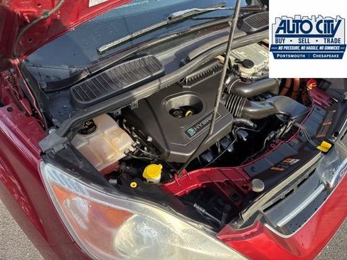 Used 2014 Ford C-MAX SEL w/ Equipment Group 303A FWD image 12
