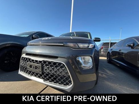 Certified 2022 Kia Soul LX FWD image 15