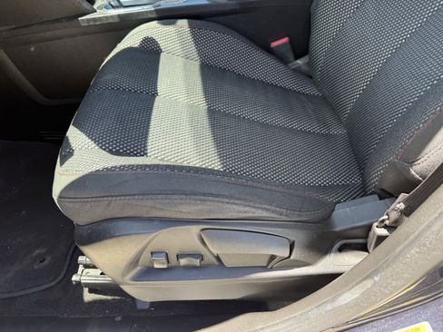 Used 2016 Chevrolet Equinox LS FWD image 25