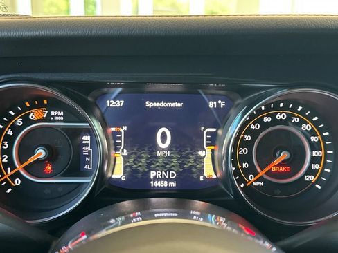 Used 2023 Jeep Wrangler Unlimited Rubicon 392 AWD/4WD image 22