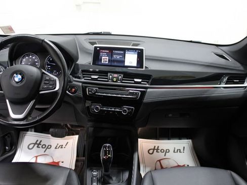 Used 2021 BMW X1 xDrive28i w/ Convenience Package image 2
