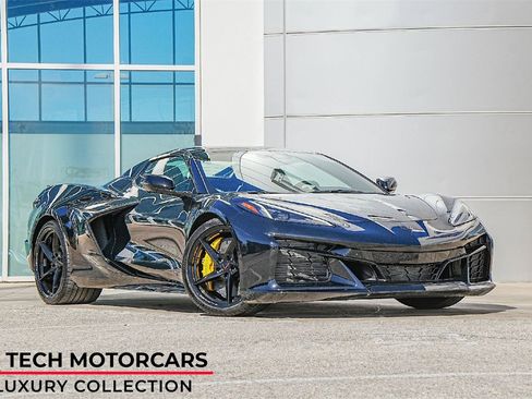 Used 2025 Chevrolet Corvette E-Ray w/ Battery Protection Package image 1