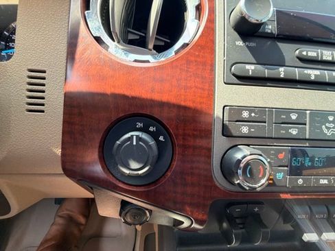 Used 2012 Ford F350 King Ranch w/ King Ranch w/Chrome Pkg AWD/4WD image 30