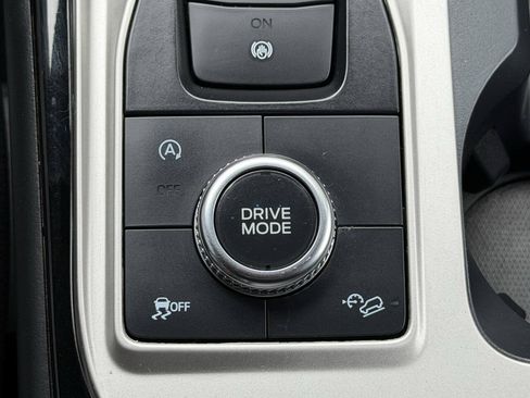 Used 2022 Ford Explorer ST AWD/4WD image 32