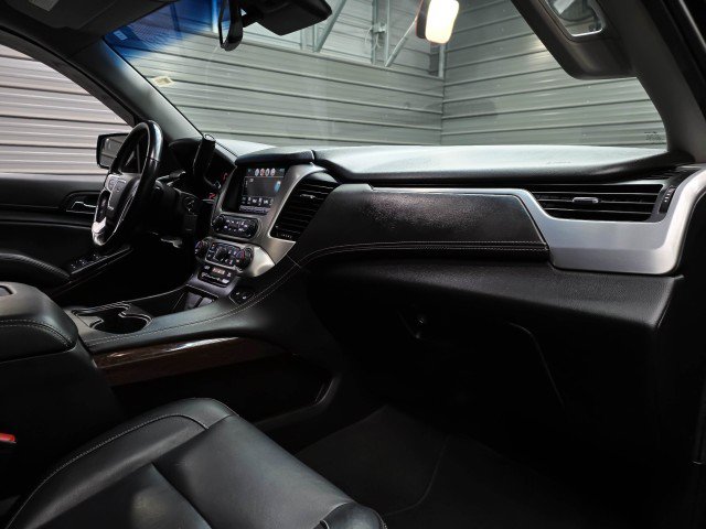 Used 2020 GMC Yukon SLT AWD/4WD image 13