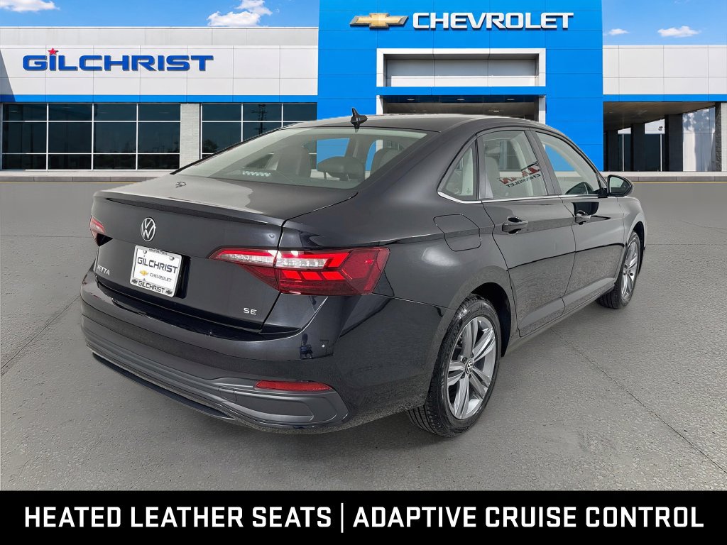 Used 2024 Volkswagen Jetta SE FWD image 8